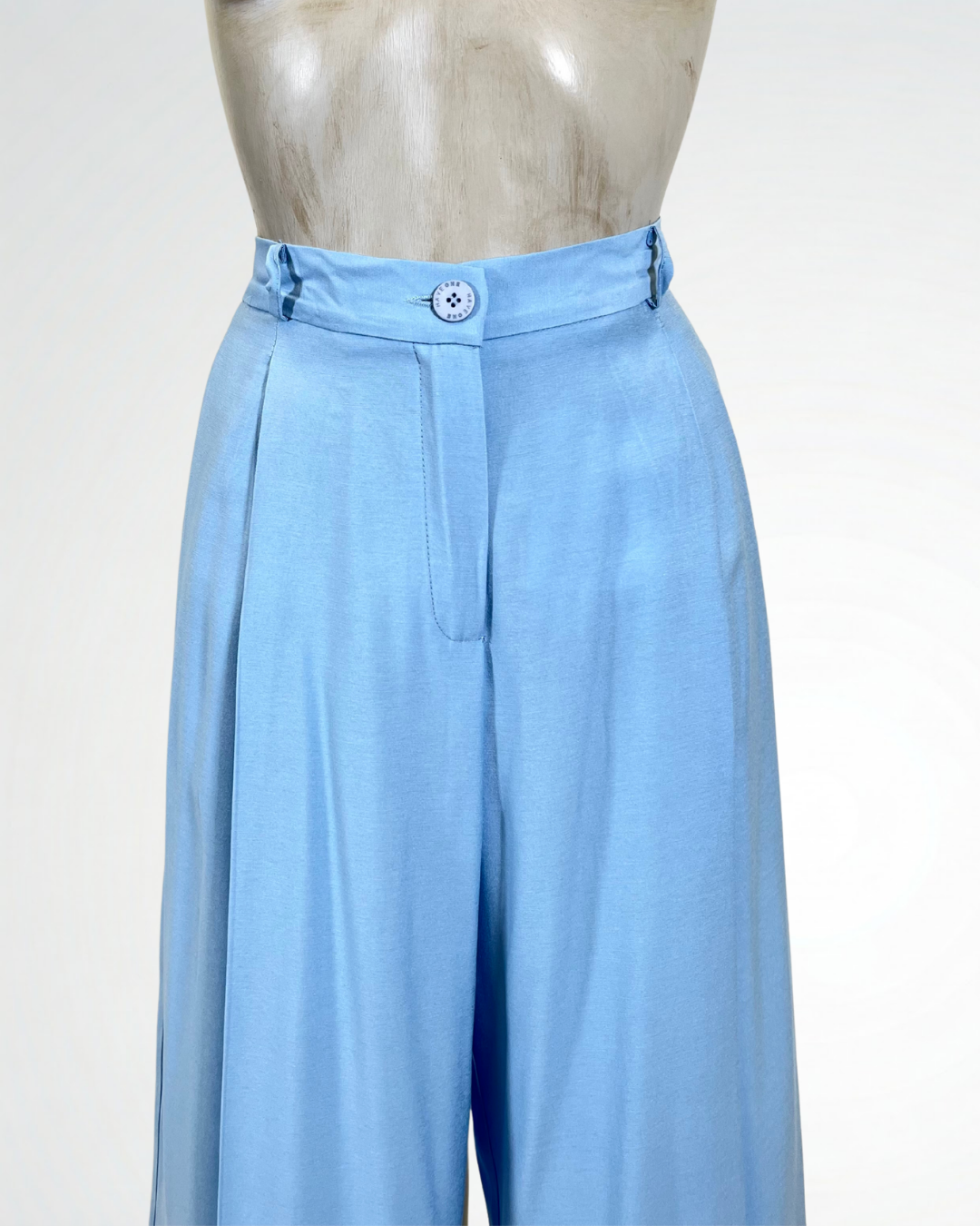 Completo giacca e pantalone azzurro