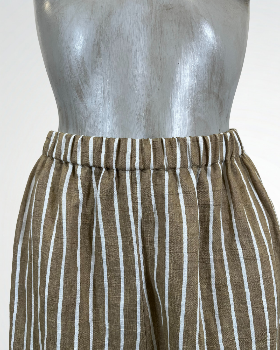 Pantalone in lino a righe