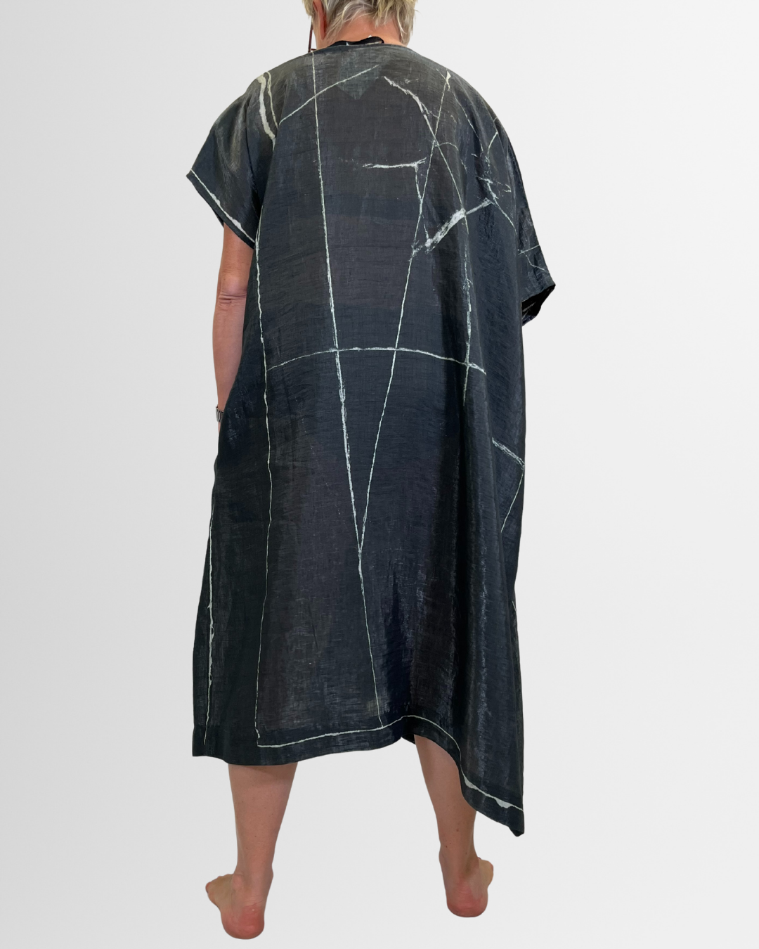 Abito plissettato grigio-bianco