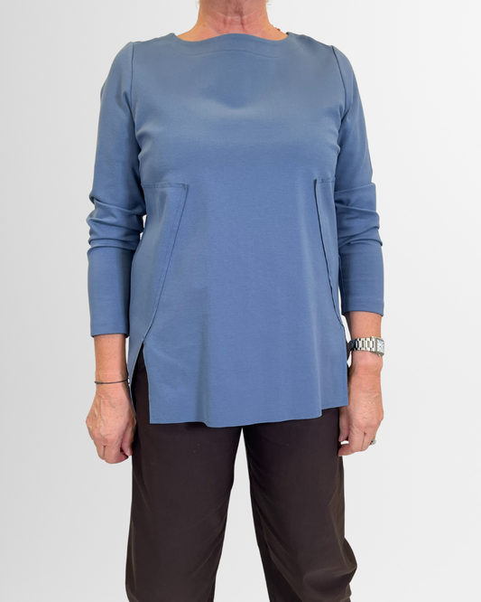 Casacca azzurra asimmetrica