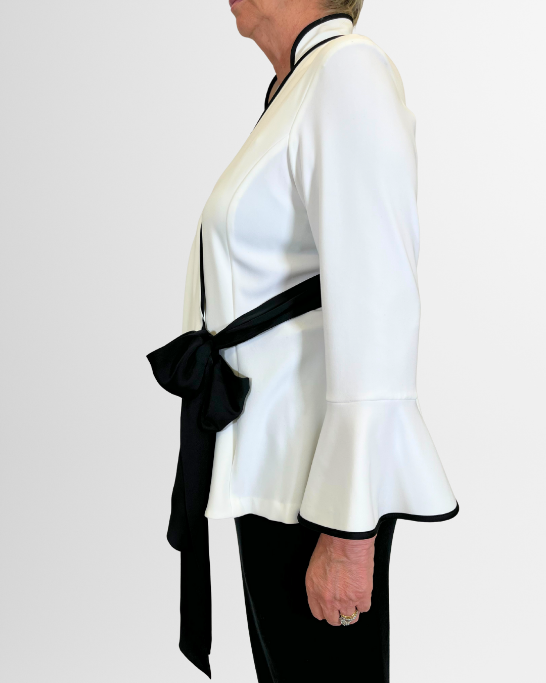 Giacca Ribkoff con fiocco laterale