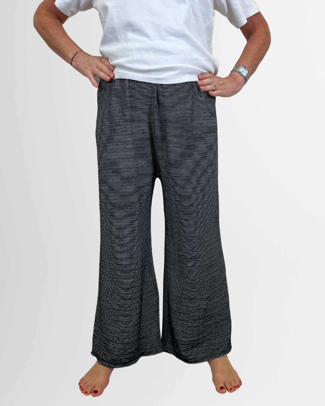 Pantaloni morbidi gamba larga