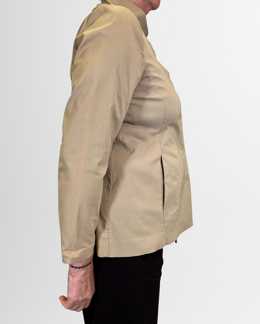 Giacca asimmetrica con bottoni