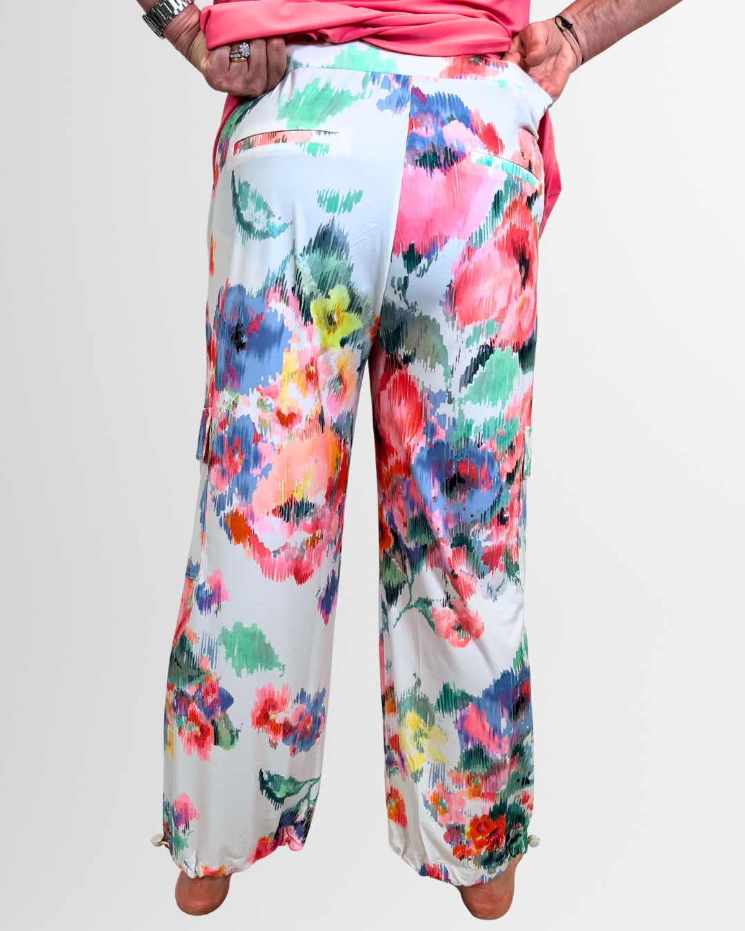 Pantaloni cargo floreali